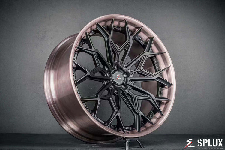 Splux SA-07 custom forged 2-piece wheels for 2022 BMW X7M, featuring aggressive purple and satin black finish in 23-inch aftermarket rims.