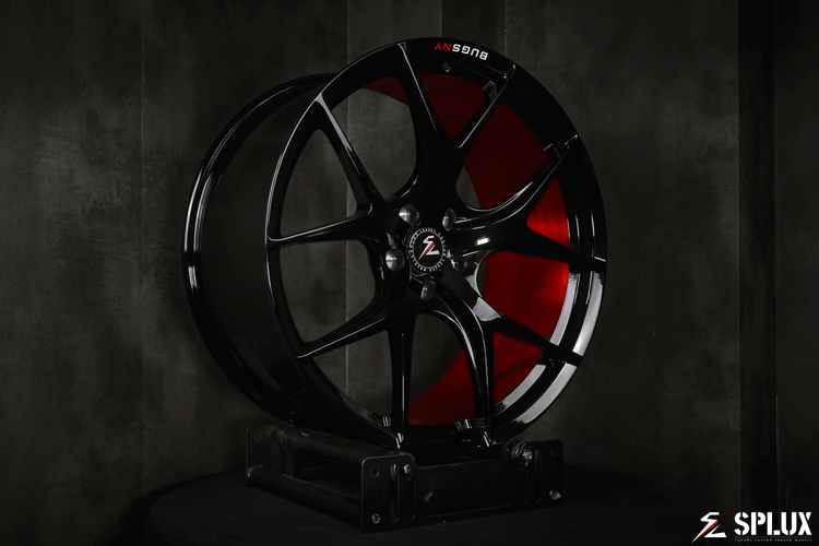 Splux SL-01 22-inch black lightweight custom forged rims for 2023 Tesla Model X, featuring brushed red engraving and a one-piece design.