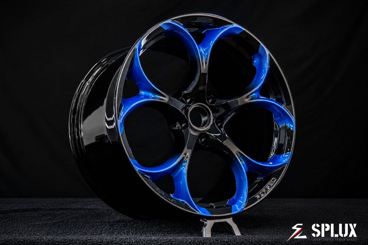 2025 corvette wheels on a 2025 Corvette C8 Z51 3LT with SC-07M forged 1-piece wheels in piano black and Riptide Blue