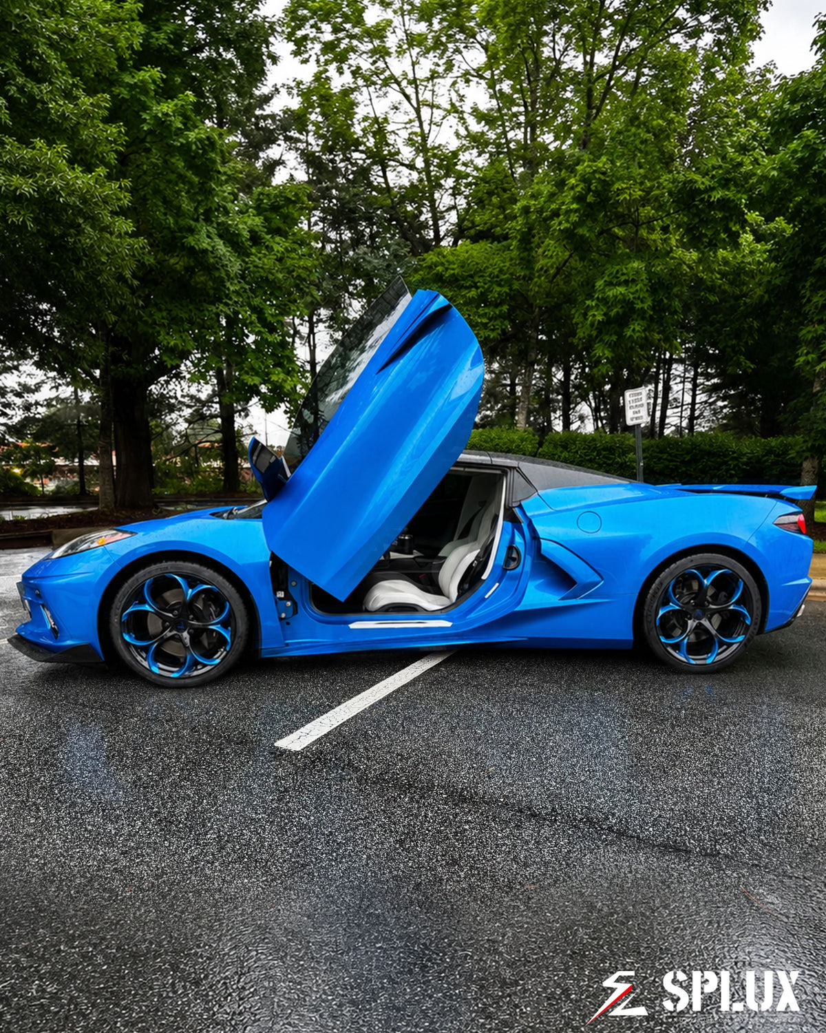 2025 Corvette C8 Z51 3LT with corvette 20 inch rims, SC-07M forged wheels in piano black and blue finish