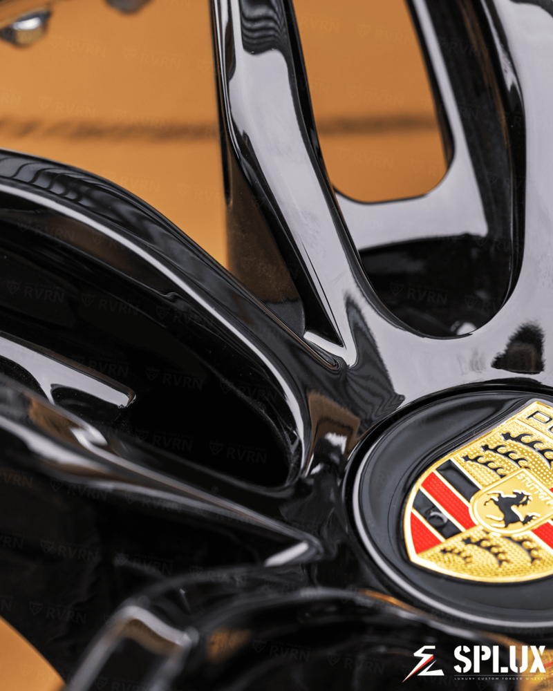SA-01 1973 VW Super Beetle, 17x7.5 18x10