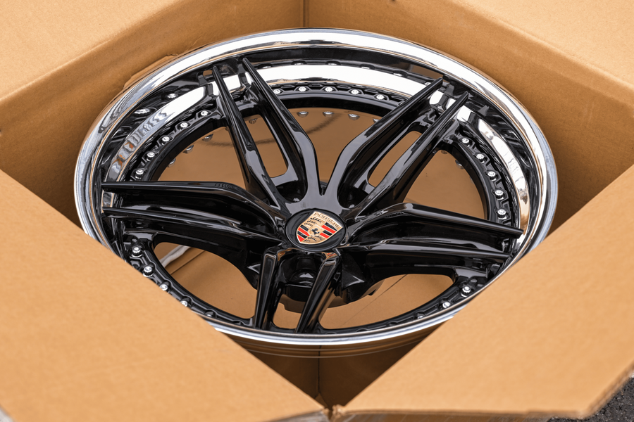 SA-01 1973 VW Super Beetle, 17x7.5 18x10