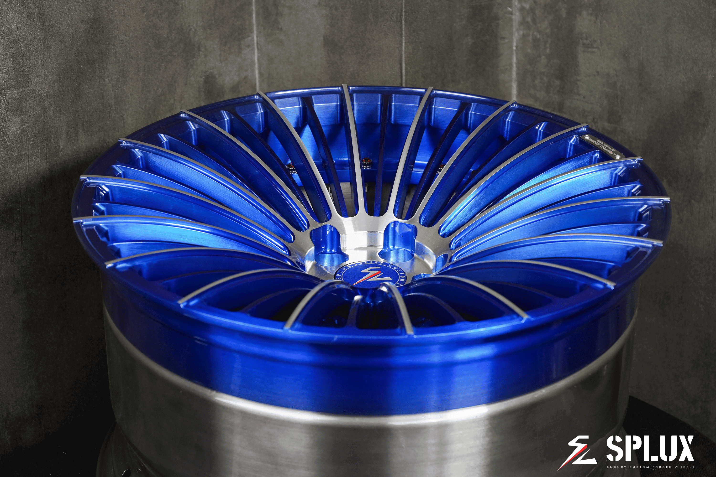 Splux SL-C19 20inch blue and silver concave custom forged 2-piece aftermarket wheels for 2015 BMW M4.