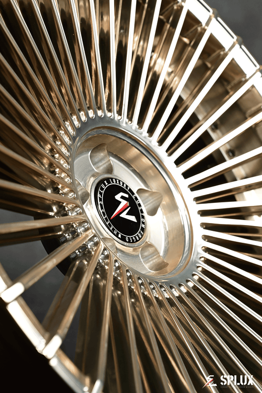 Splux SL-C21 20" custom forged 2-piece wheels for 2017 Porsche Macan, featuring multi-spoke concave design in gold and black.