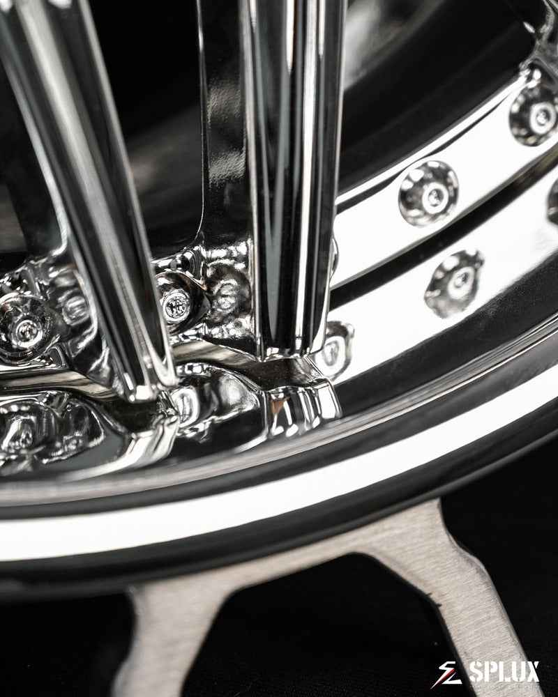 Deep dish detail of SD-01 forged chrome wheels for Dodge Challenger 2020 model