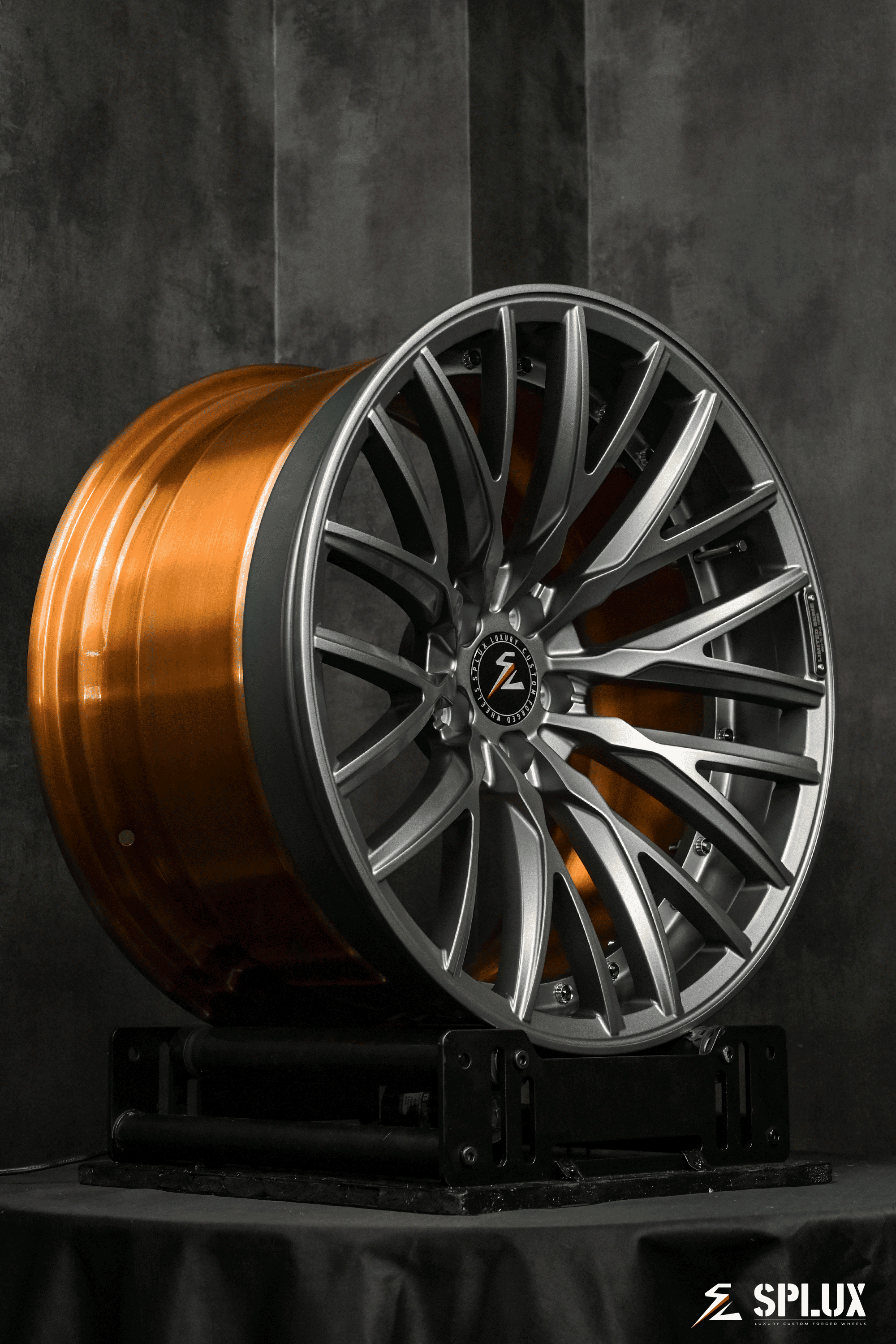 Splux SL-C22 2023 M3 wheels, 20inch concave custom forged 2-piece rims, with grey, gunmetal, and bronze aftermarket finishes.