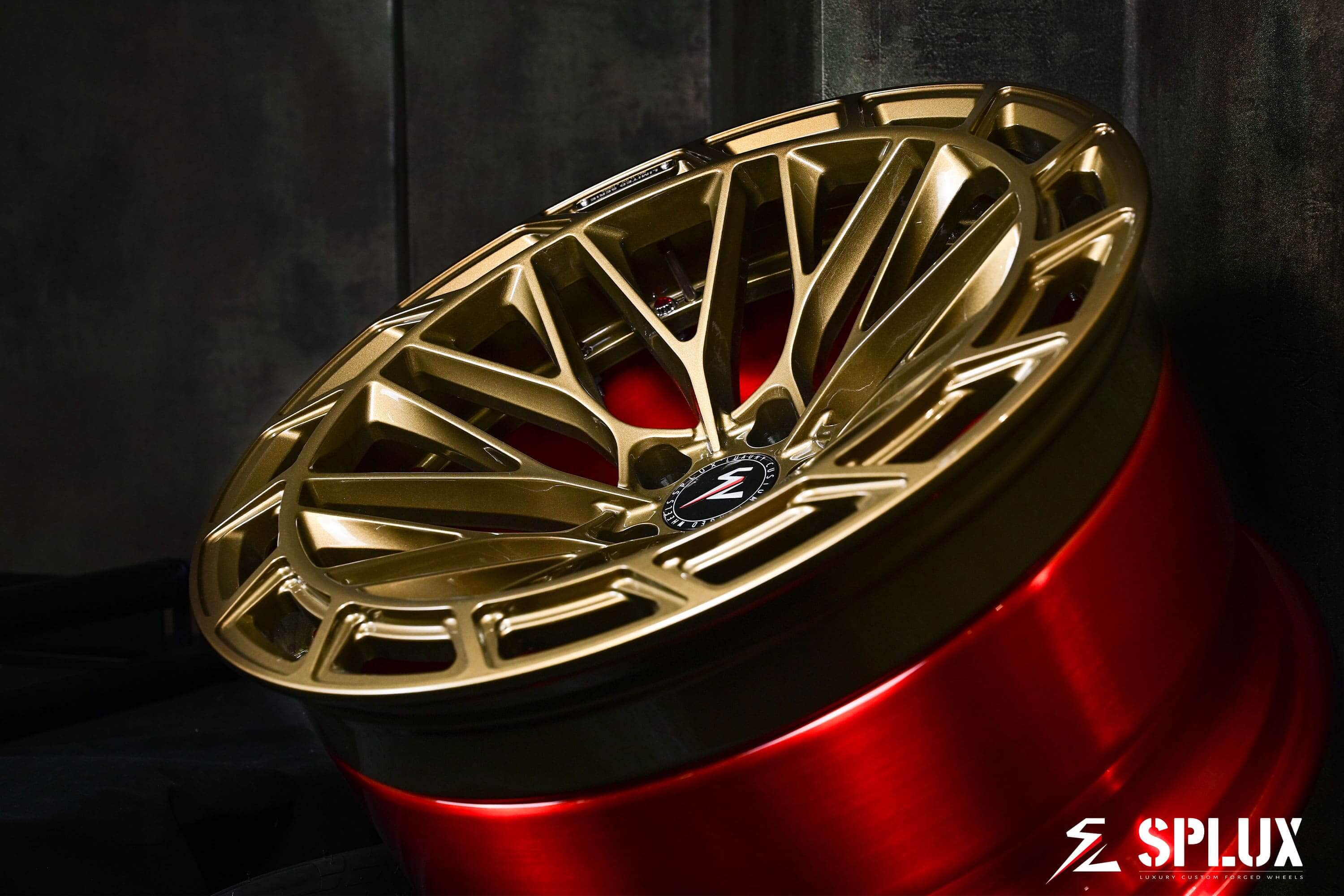 Splux SL-C12 18-inch custom BMW M3 for sale,forged 2-piece concave luxury bronze and red design, aftermarket rims.