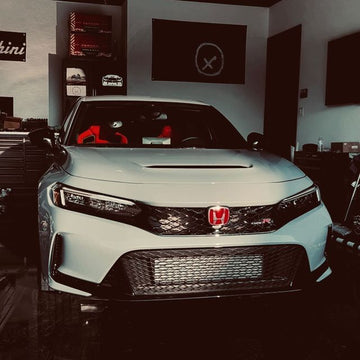 Custom alloy wheels near me by Splux, offering a perfect fit for your car with premium finishes.
