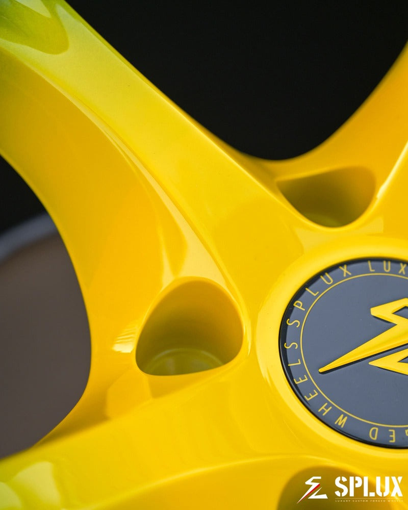 SC-07M 2025 Corvette Stingray 2LT, 19x8.5 20x11