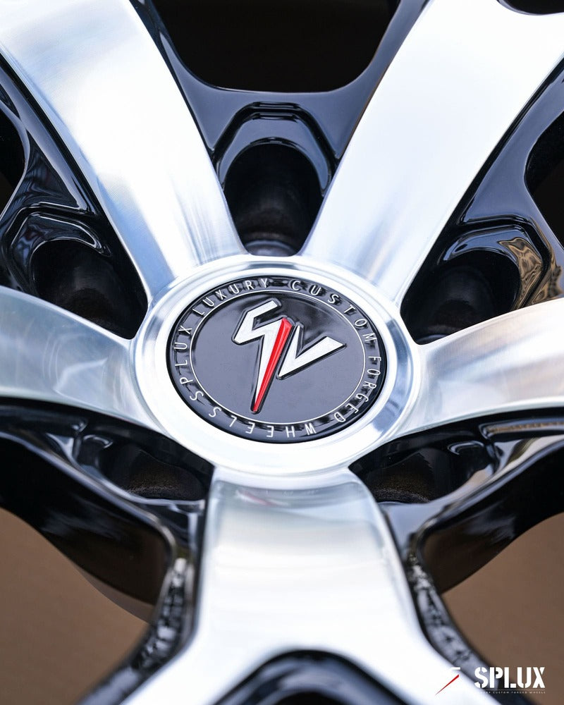 Side profile view of 19-inch SL-01 wheels on Tesla Model S Plaid – lightweight forge