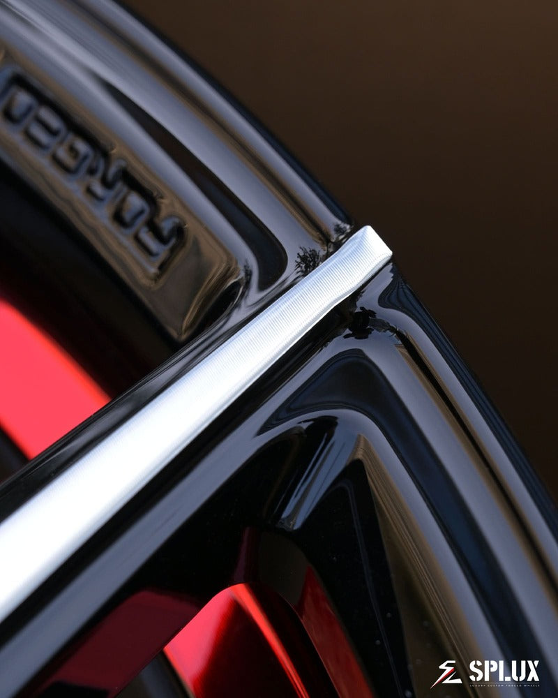 Close-up of SL-01 forged 5-spoke wheel on Tesla Model S – custom 19-inch setup