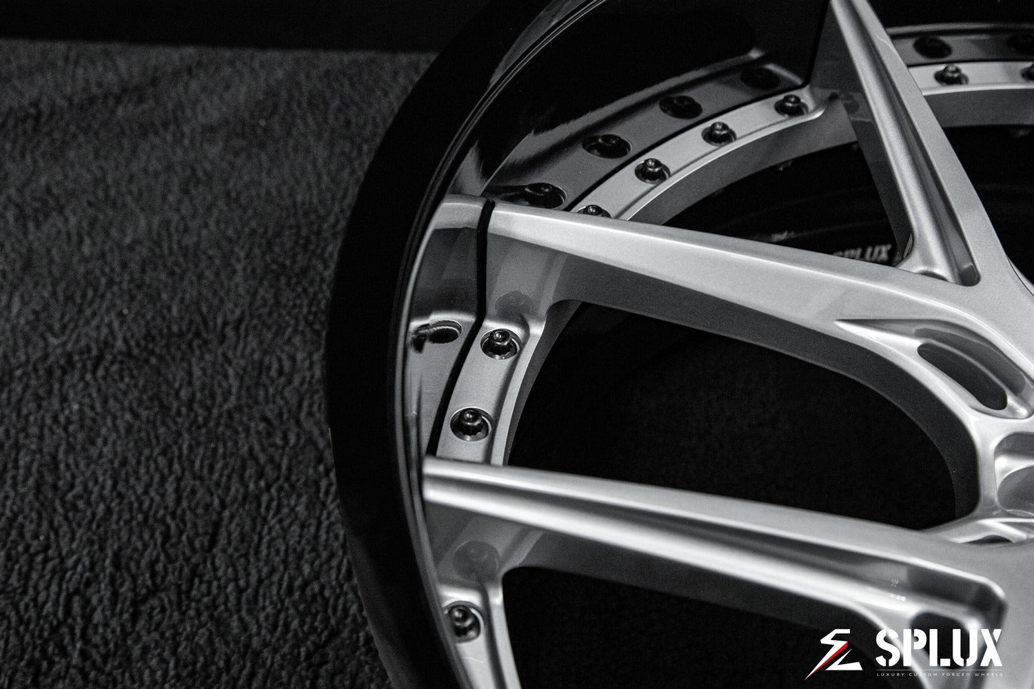 Detailed view of forged deep dish SD-02 wheels for Tesla Model X facelift upgrade