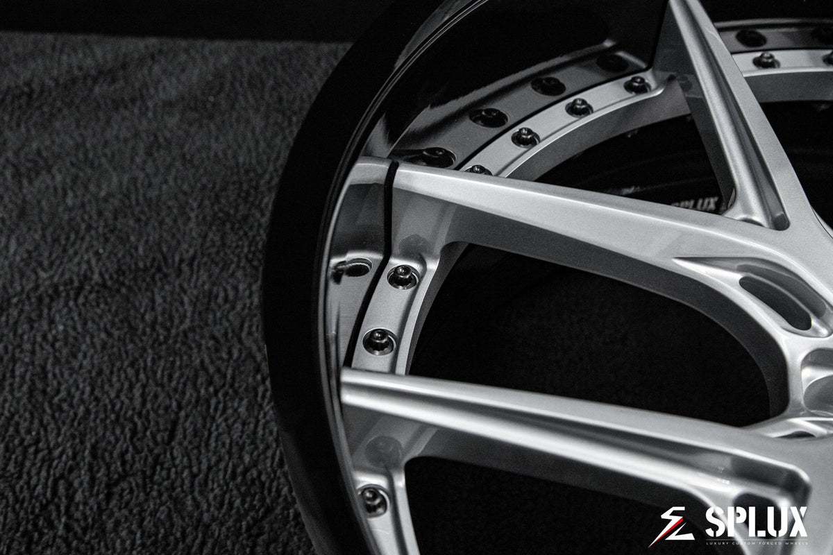 Detailed view of forged deep dish SD-02 wheels for Tesla Model X facelift upgrade
