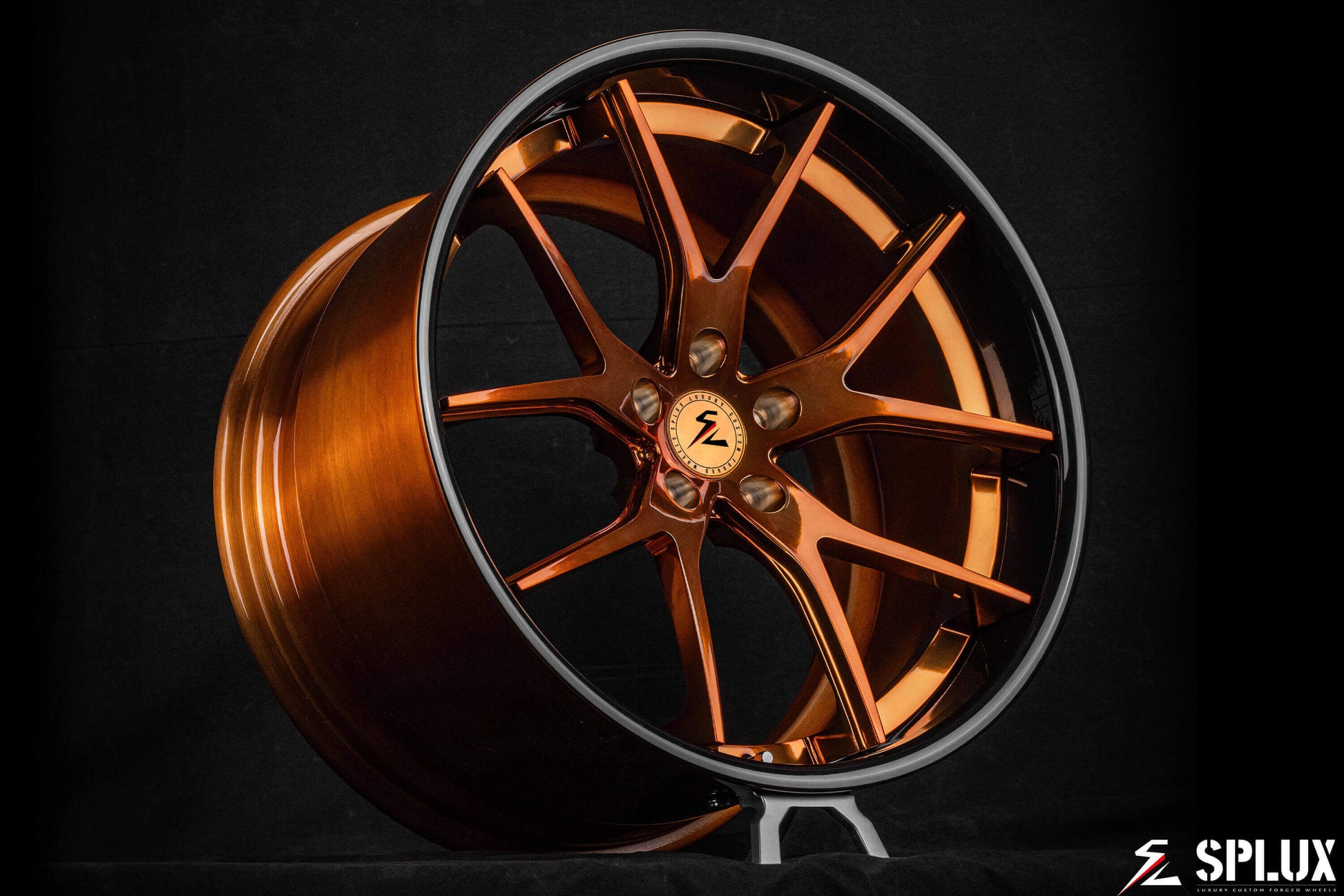 20 x 10.5 piano black wheels for 2024 Corvette C8 Z06 HTC, featuring a super concave design and custom center cap.