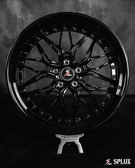 Dodge Challenger 20-inch rims. Custom 6061-T6 fully forged wheels with a deep dish style for the 2023 R/T Scat Pack.