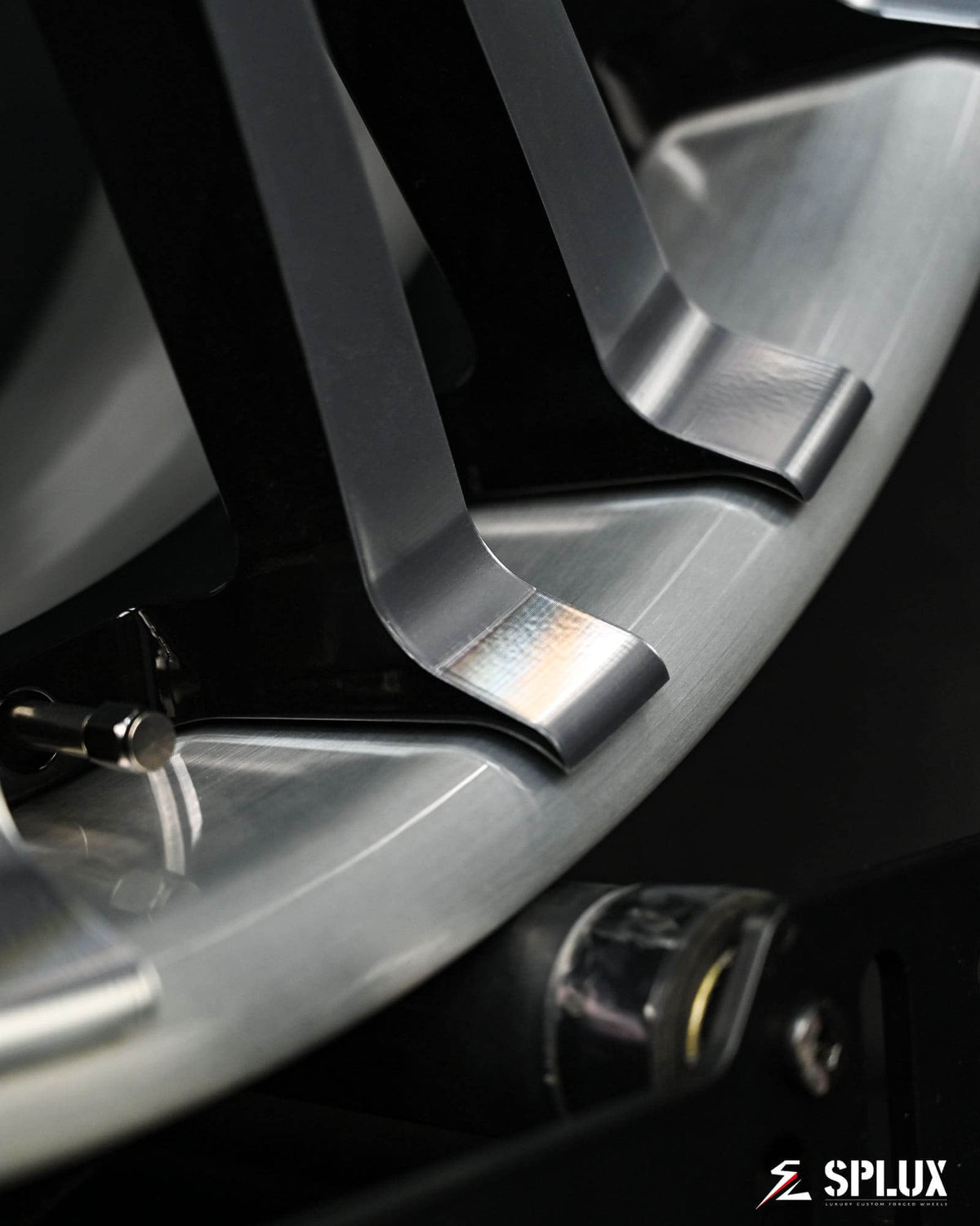 honda accord chrome rims with fully forged. chrome face and deep lip design.