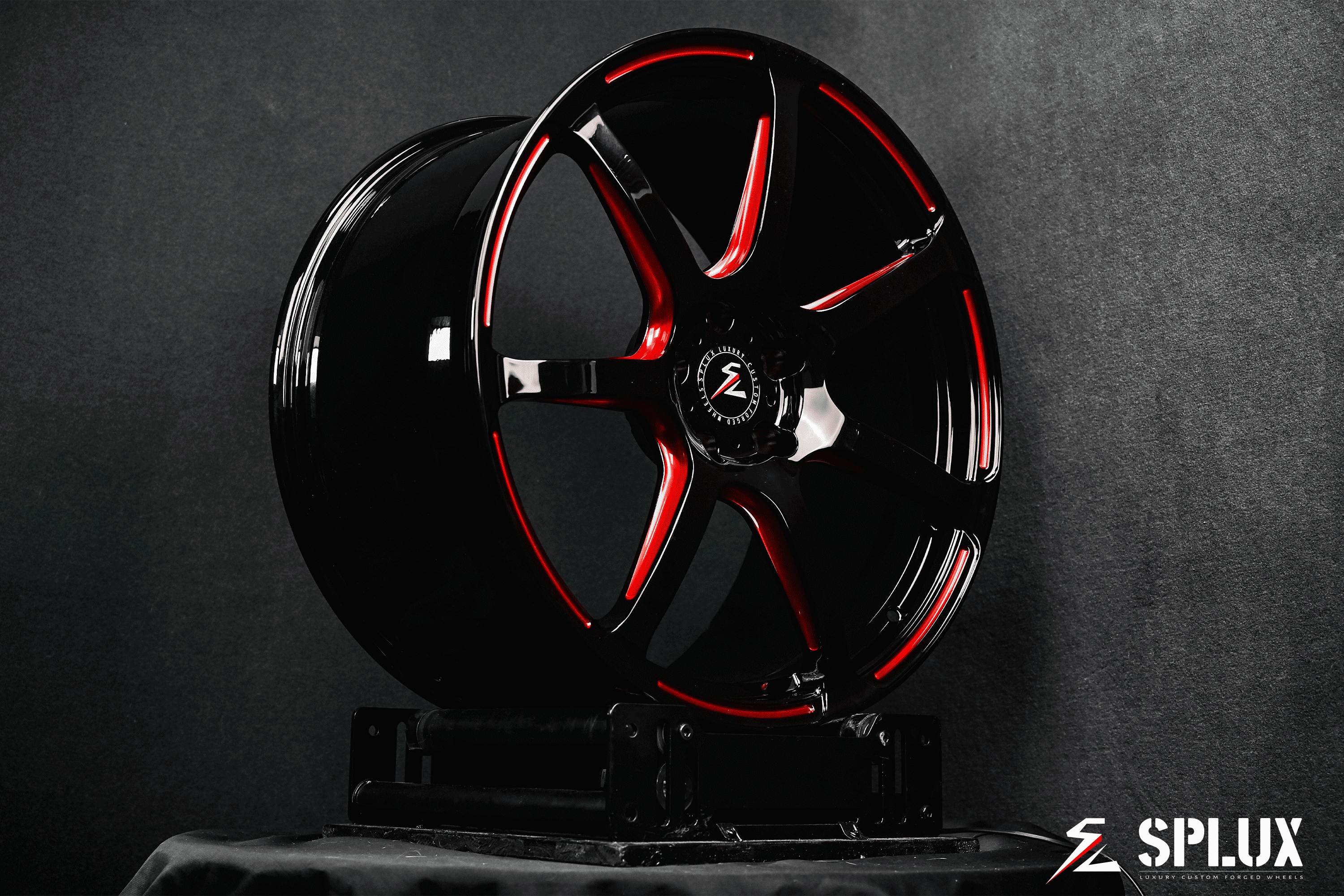 Custom forged Splux SF-07 C8 Corvette aftermarket wheels for the 2025 Stingray, featuring bold 6-spoke designs for a unique look.