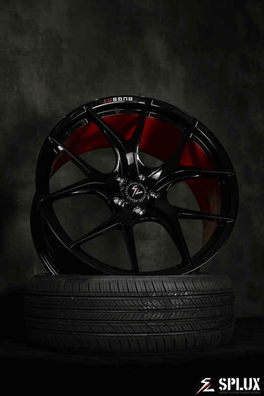 Splux SL-01 22-inch black lightweight custom forged rims for 2023 Tesla Model X, featuring brushed red engraving and a one-piece design.