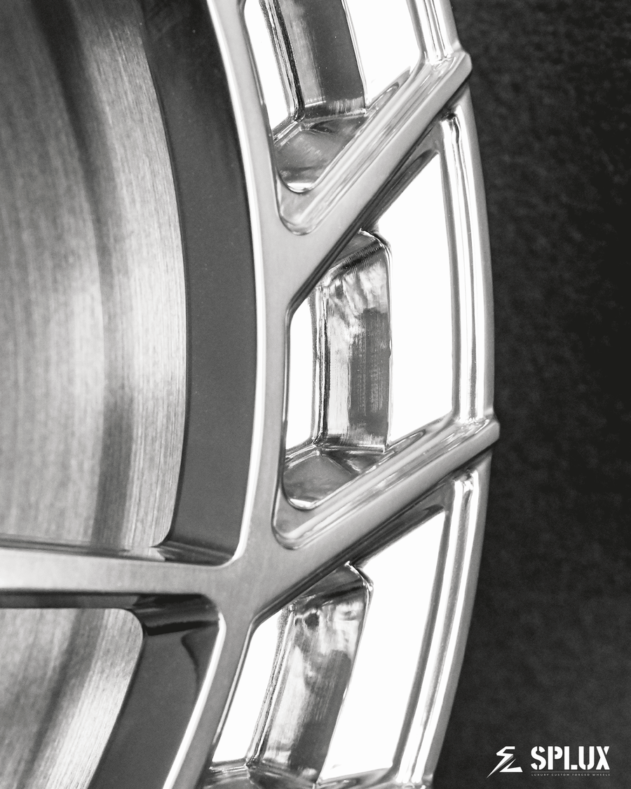 Splux SL-C39 2023 C8 Corvette wheels with a concave polished aluminum monoblock design. Perfect for a sleek and dynamic look.