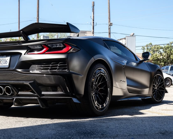 Corvette *prefit* series - feature - deep concave