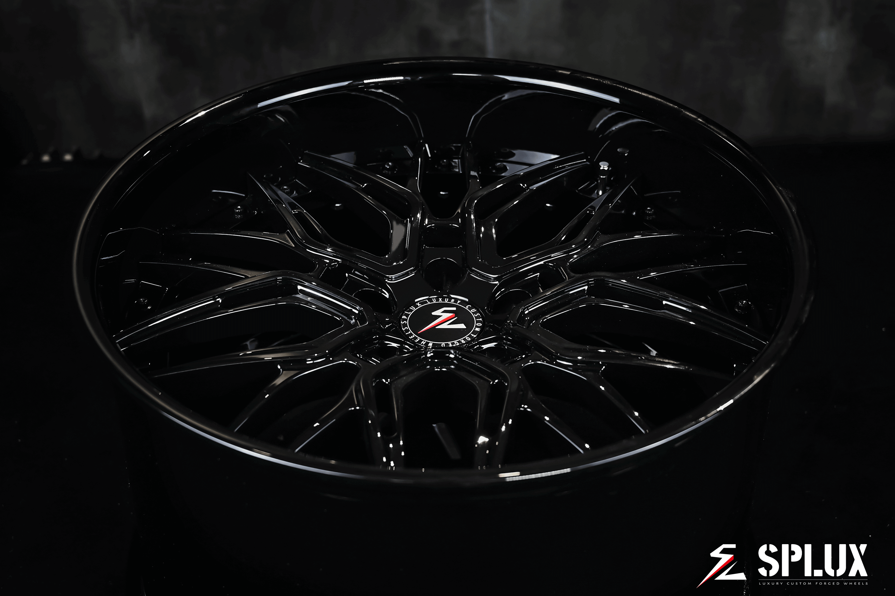 Splux SC-02 2024 Corvette C8 aftermarket wheels: Z06 design,custom 20, 21 inch, concave forged 2-piece, in glossy black.