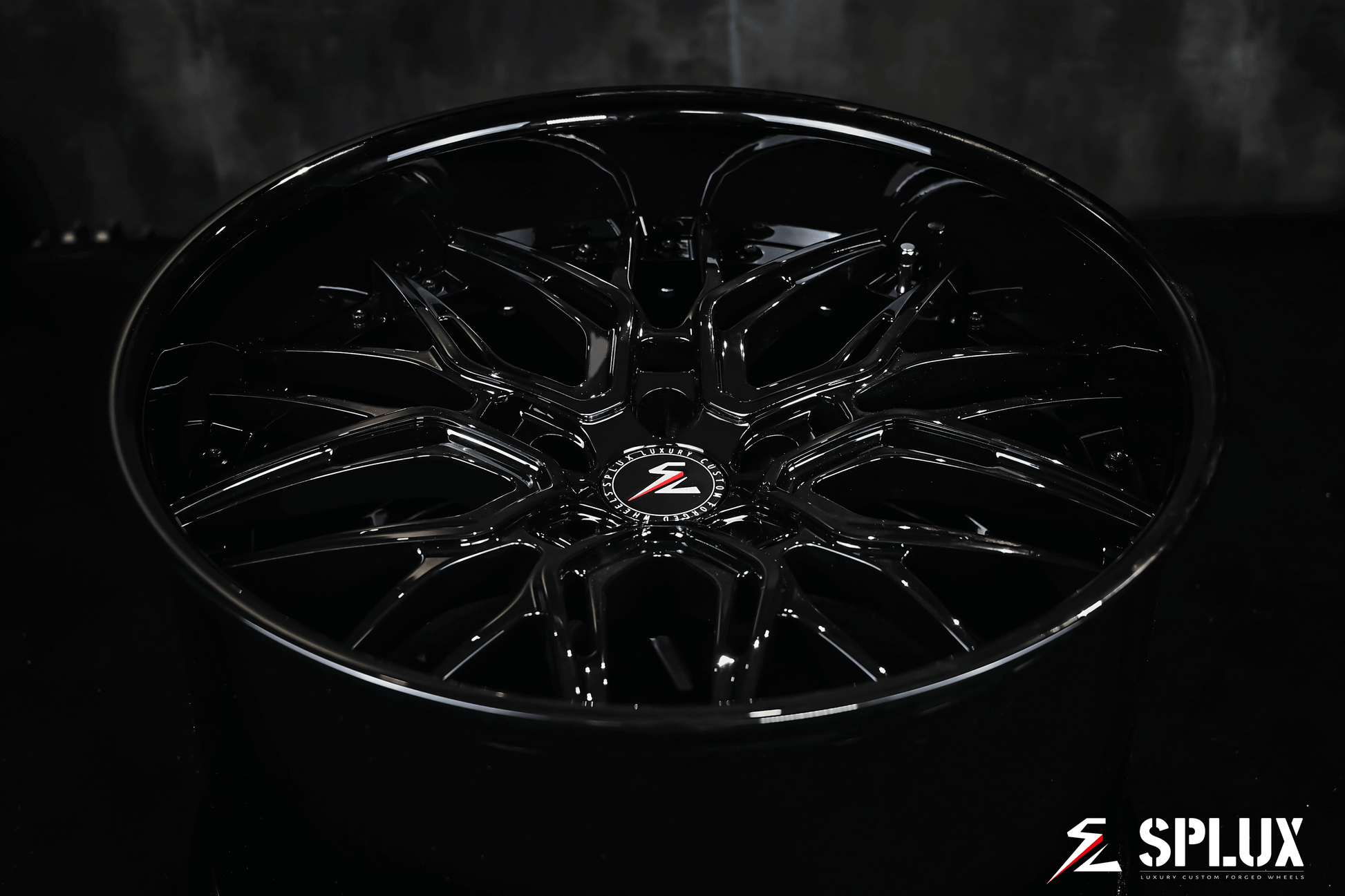 Splux SC-02 2024 Corvette C8 aftermarket wheels: Z06 design,custom 20, 21 inch, concave forged 2-piece, in glossy black.