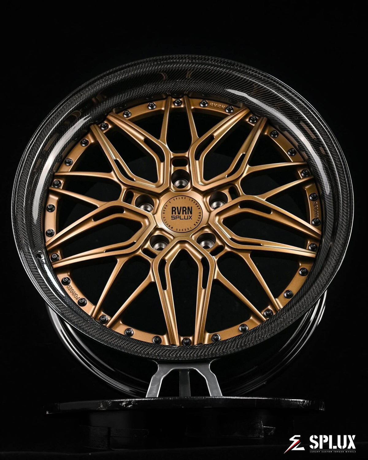 carbon fiber lightweight porsche wheels from splux. best aftermarket porsche wheels with satin bronze deep dish style.
