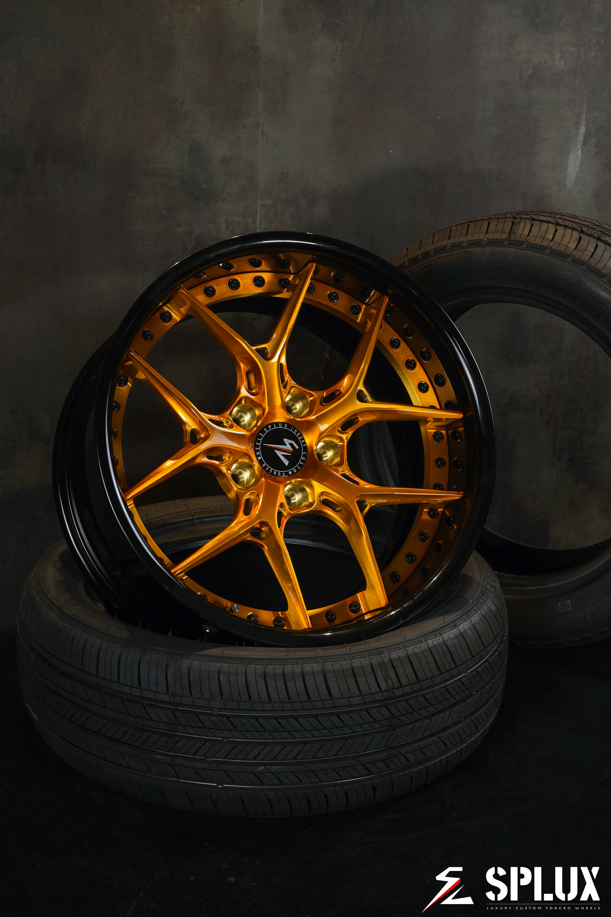 Custom camaro wheels by Splux SD-02 forged 2-piece,featuring deep dish Y-spoke design in black and gold,18/19 inch.