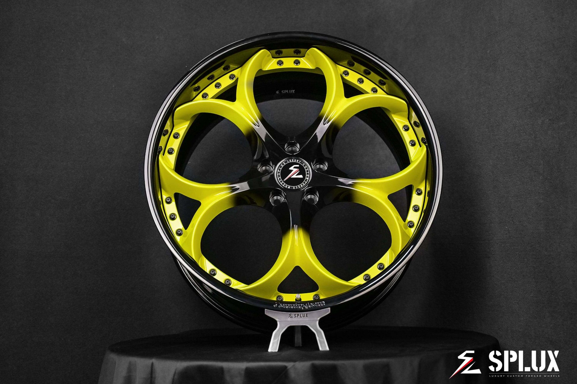c8 accelerate yellow wheels for corvette. custom forged corvette rims with unlimited finish options.