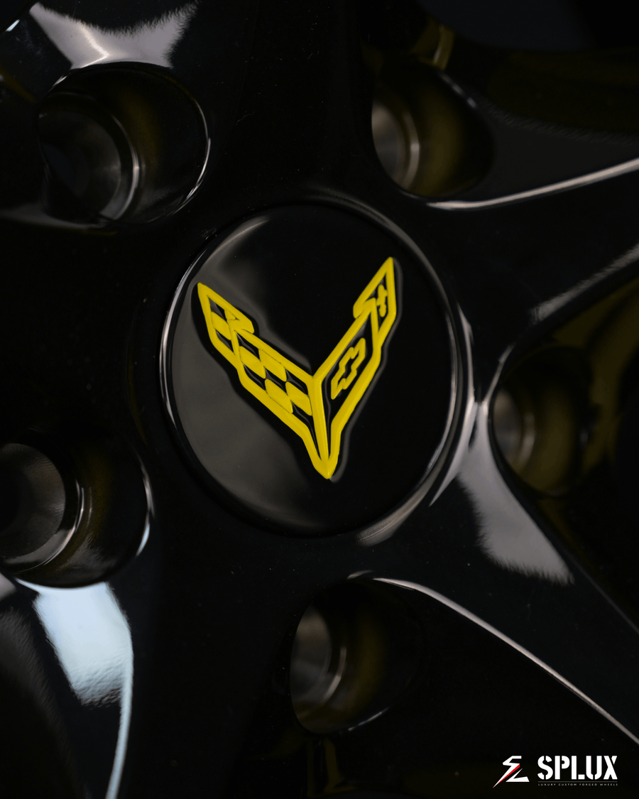 2020 corvette convertible competition yellow rims withc custom c8 emblem center cap. 