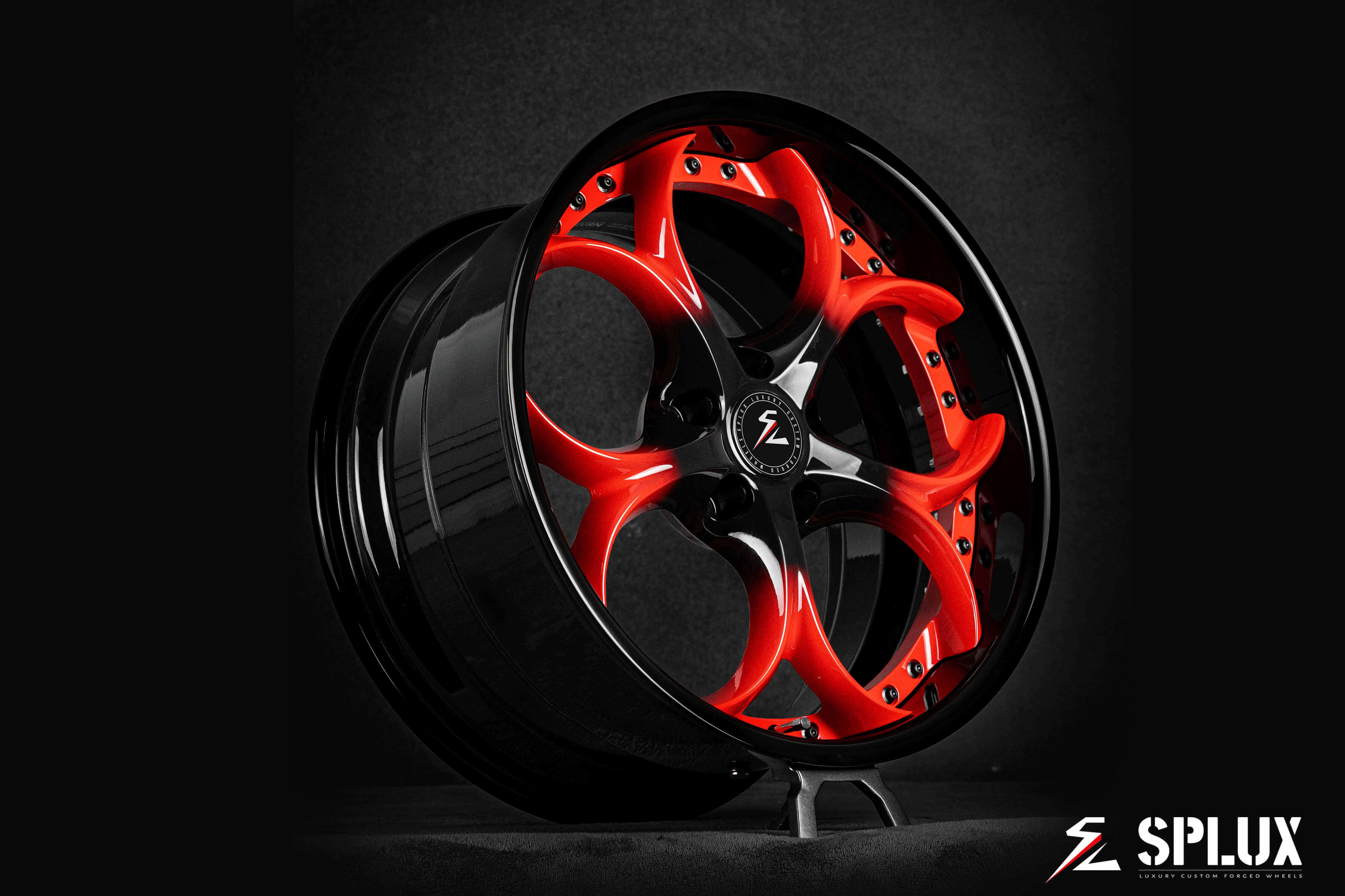 Splux SD-02 custom forged 2-piece aftermarket rims for 2019 C7 Grand Sport, 19/20 inch, black and red with deep dish and 5-spoke design.