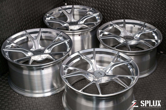 718 cayman wheels in 18 staggered setup. ultra lightweight fully forged monoblock rims.