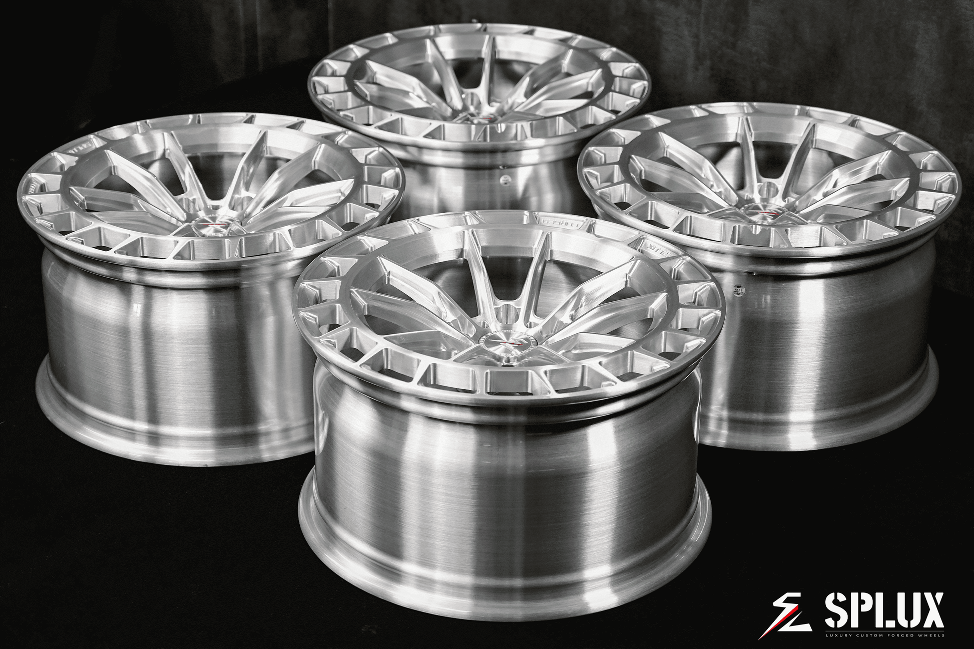 Splux SC-02 18-inch aftermarket wheels for 2024 Civic Type R. Brushed aluminum, silver finish, concave forged monoblock.