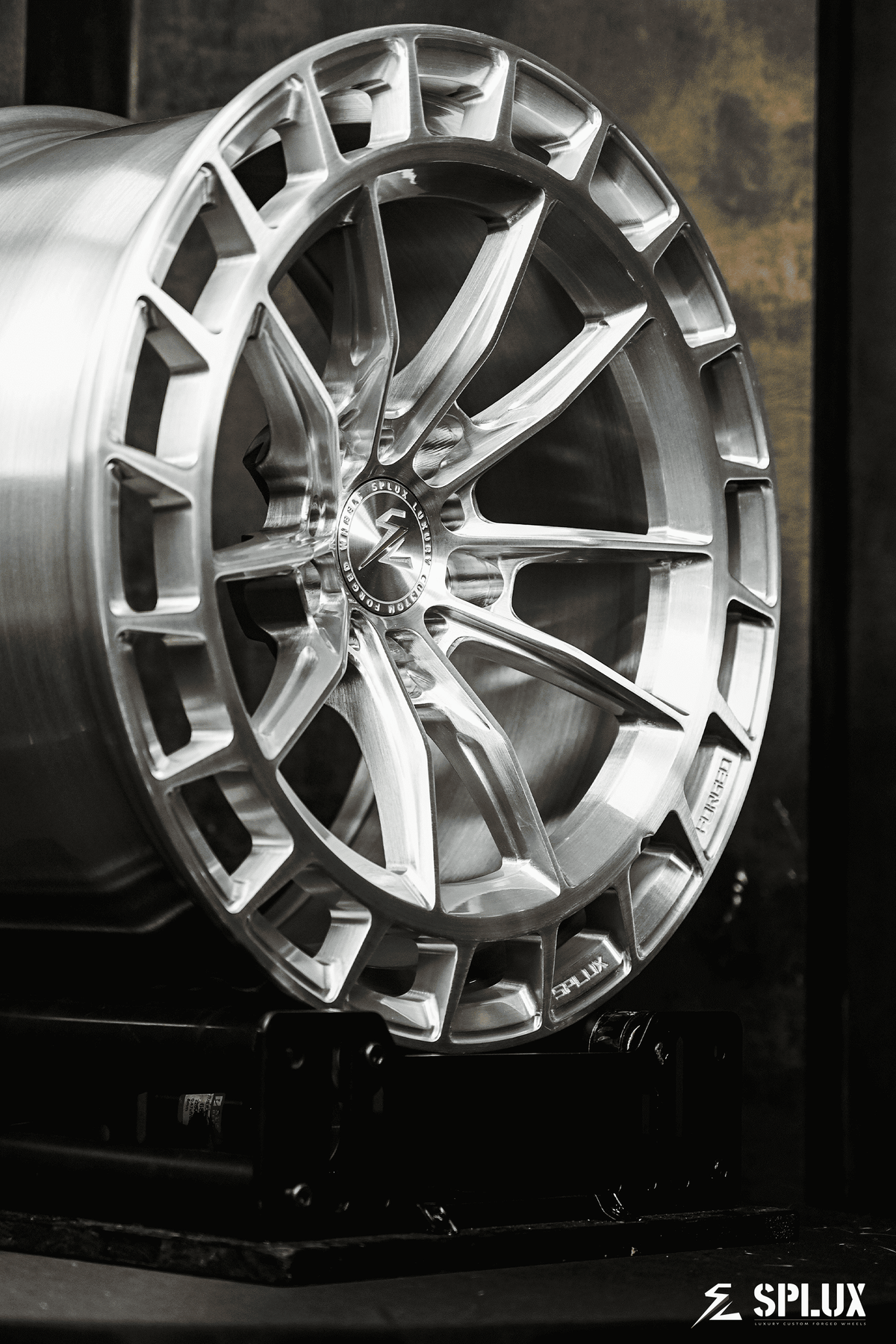 Brushed aluminum 18-inch custom forged monoblock wheels for sale. Splux SC-02 for 2024 Civic, silver, concave.