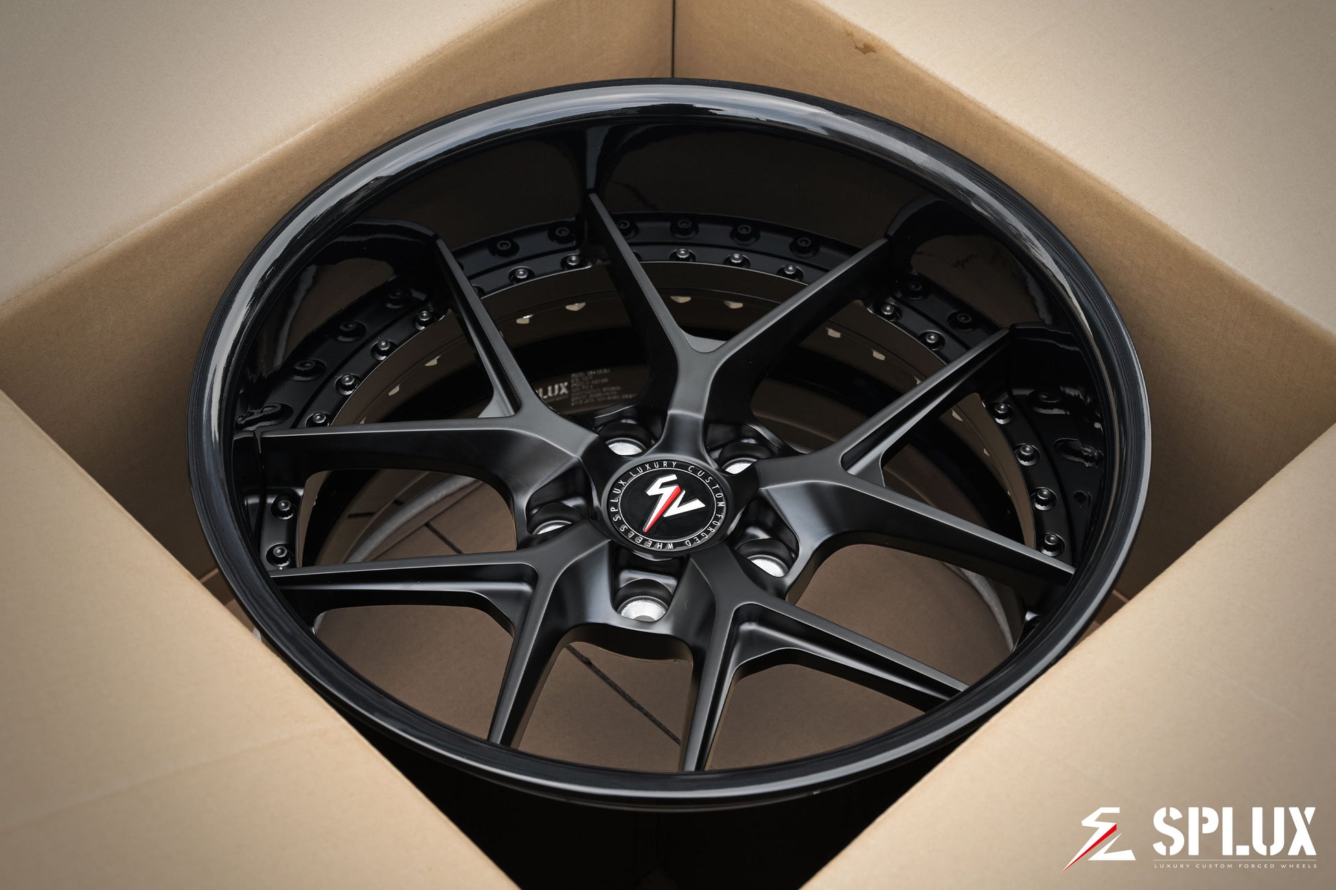 Rear 18-inch SD-02R wheel with deep dish and piano black barrel