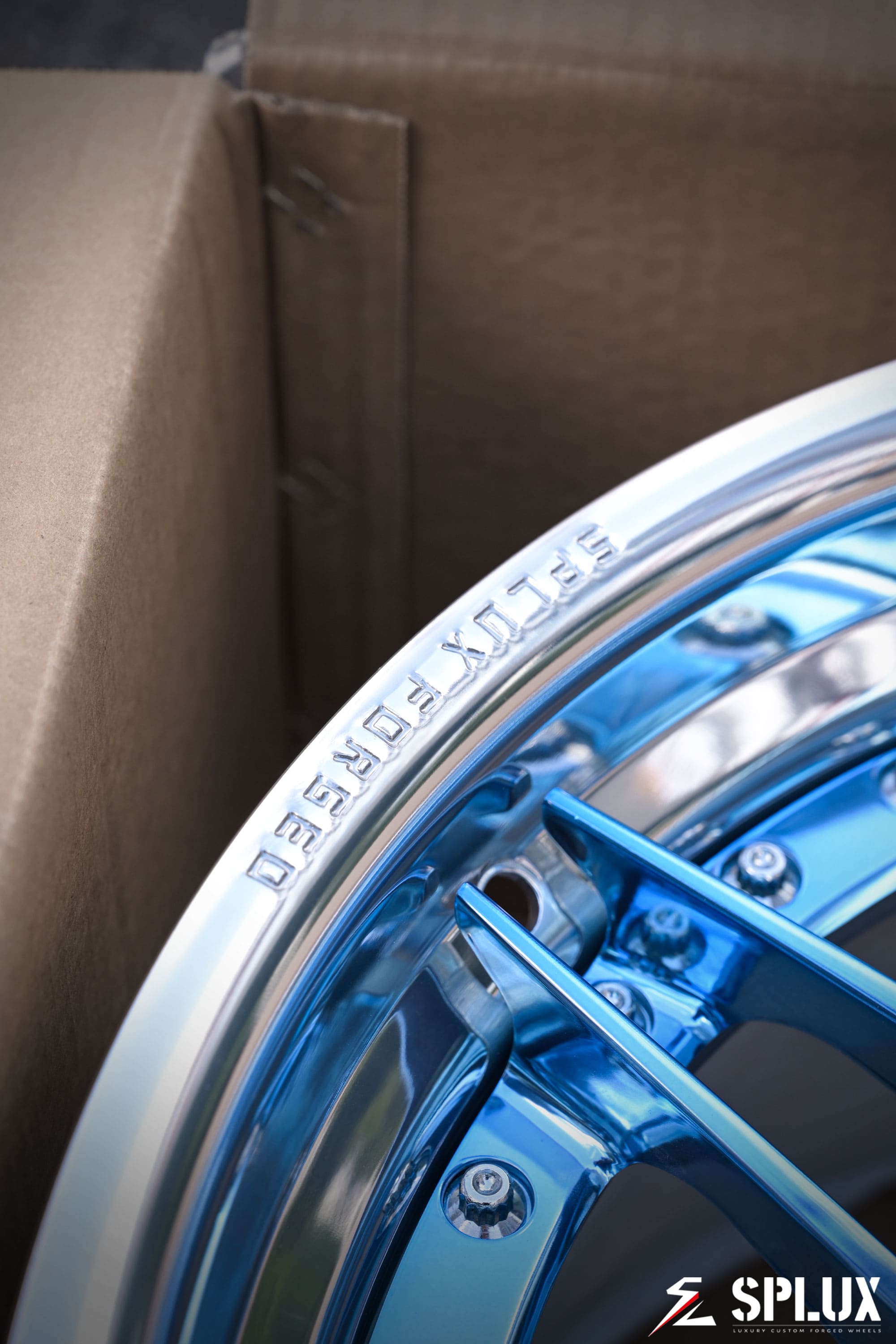 C3 Corvette 18 inch wheels: SC-02 forged 2-piece with polished light blue spokes