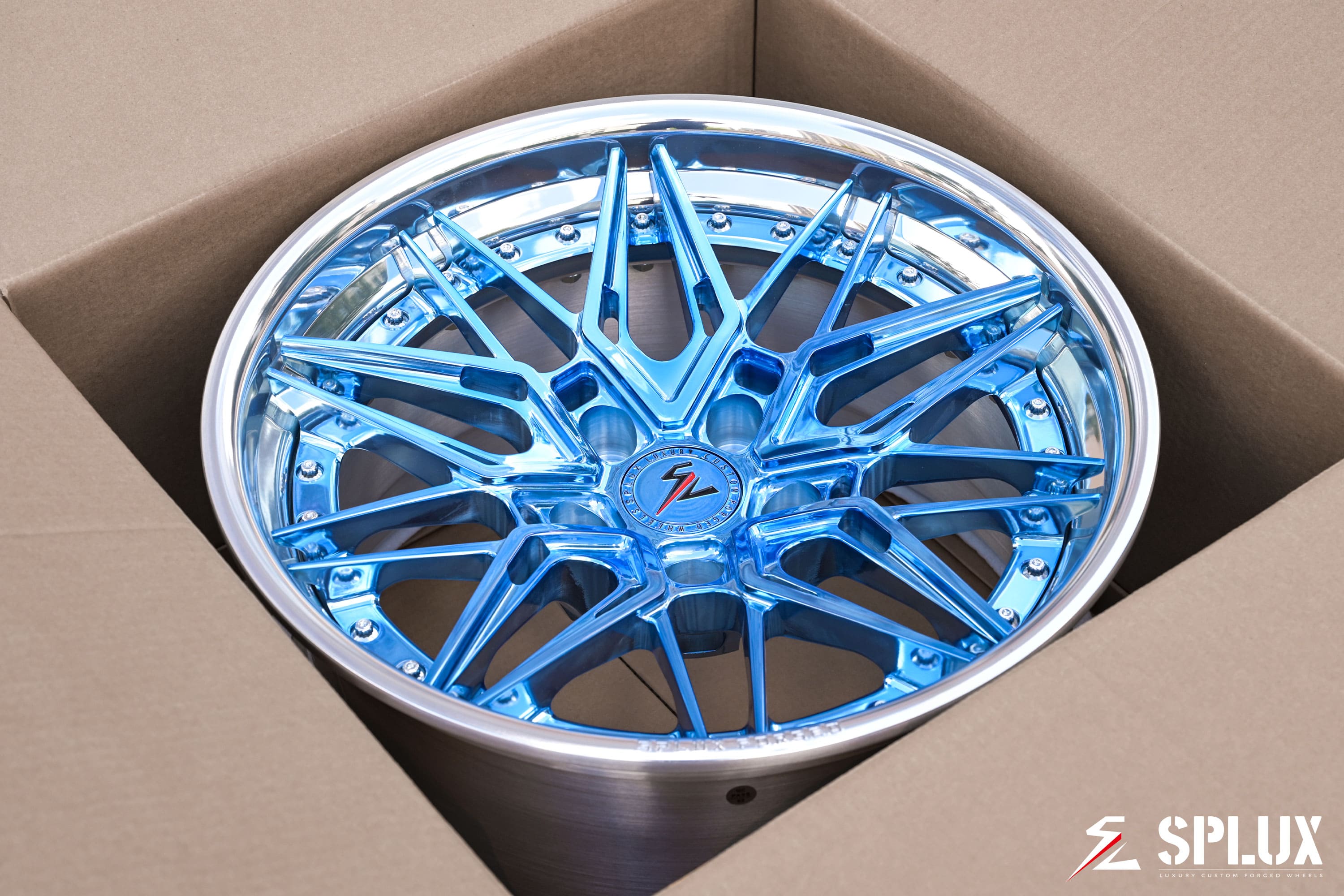 Polished light blue SC-02 spokes against a polished barrel on the C3
