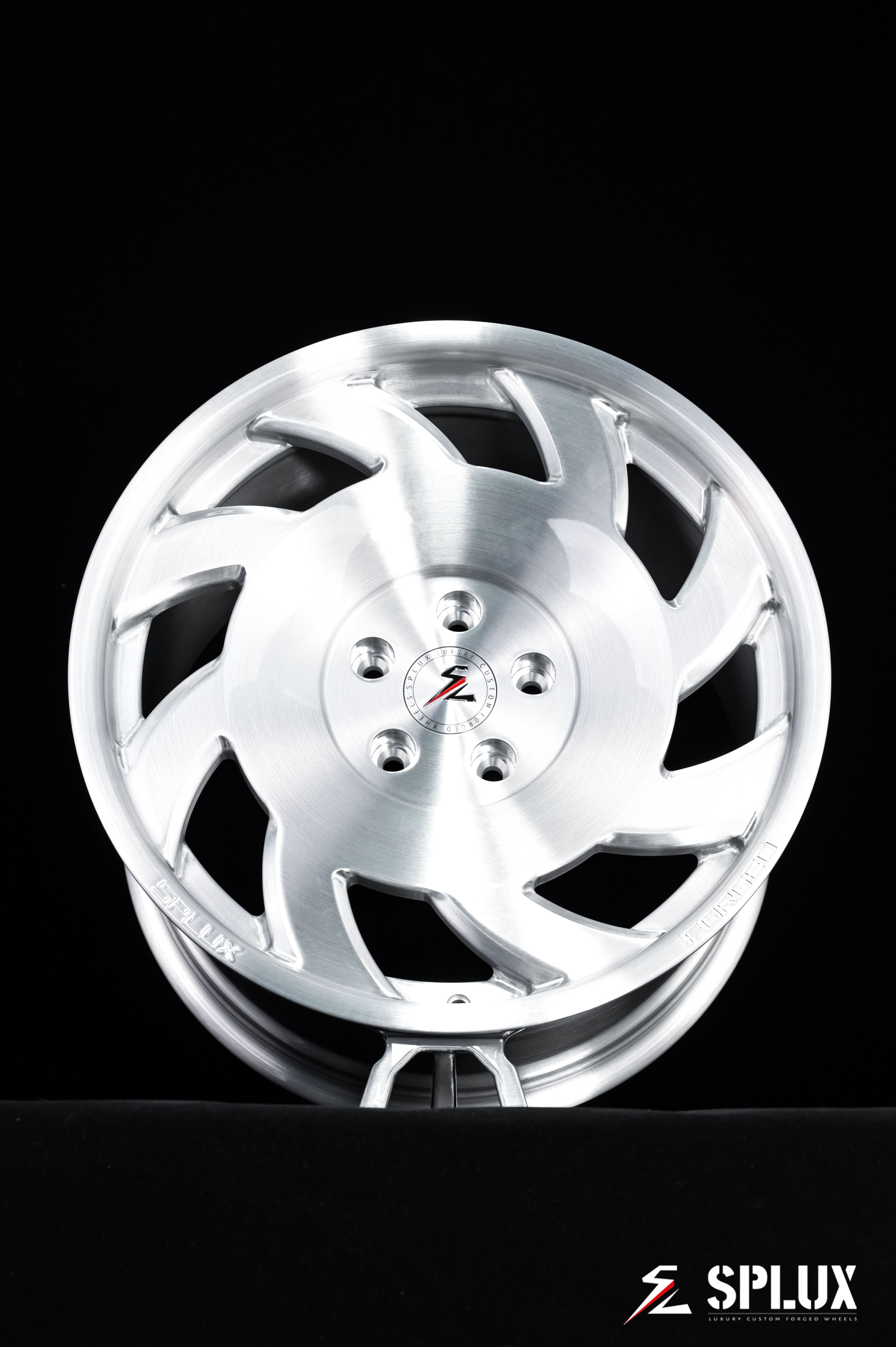 Front SA-10 wheel with brushed aluminum barrel and spokes on a 1994 Corvette C4