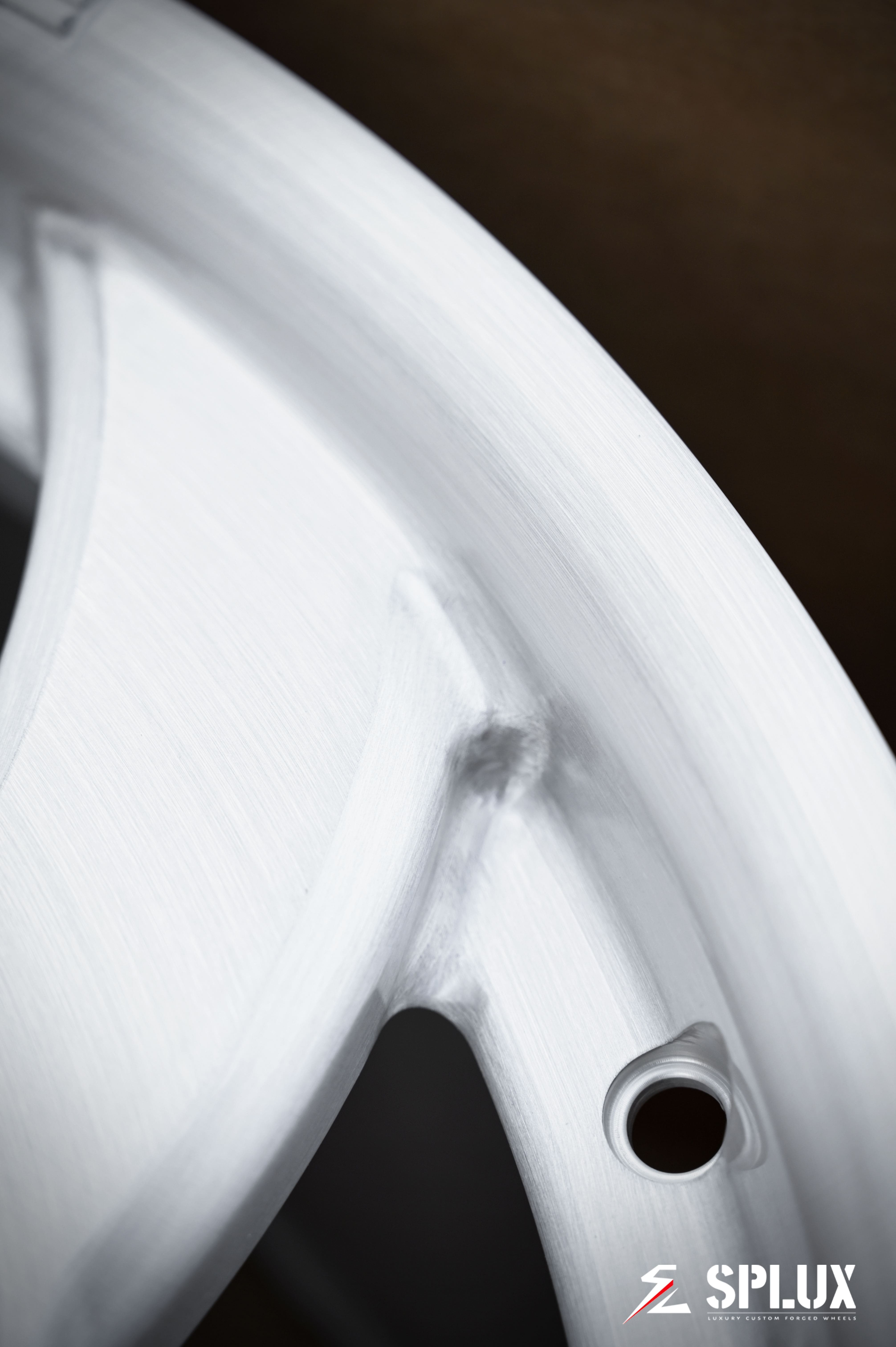 SA-10 forged 1-piece wheel with brushed aluminum barrel and spokes on a Corvette C4