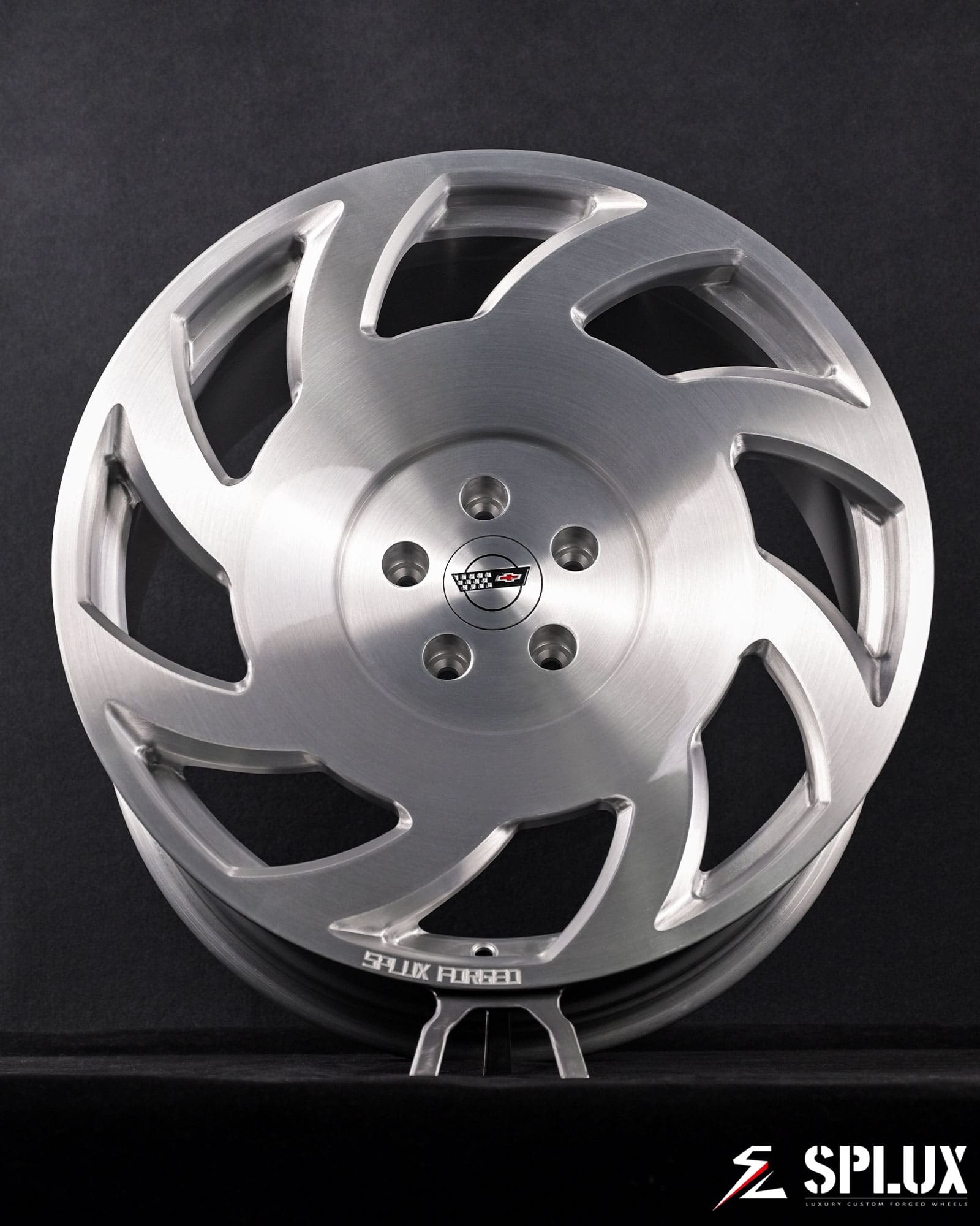Corvette C4 ZR-1 with SA-10 wheels, front wheel showing 18-inch size and monoblock construction