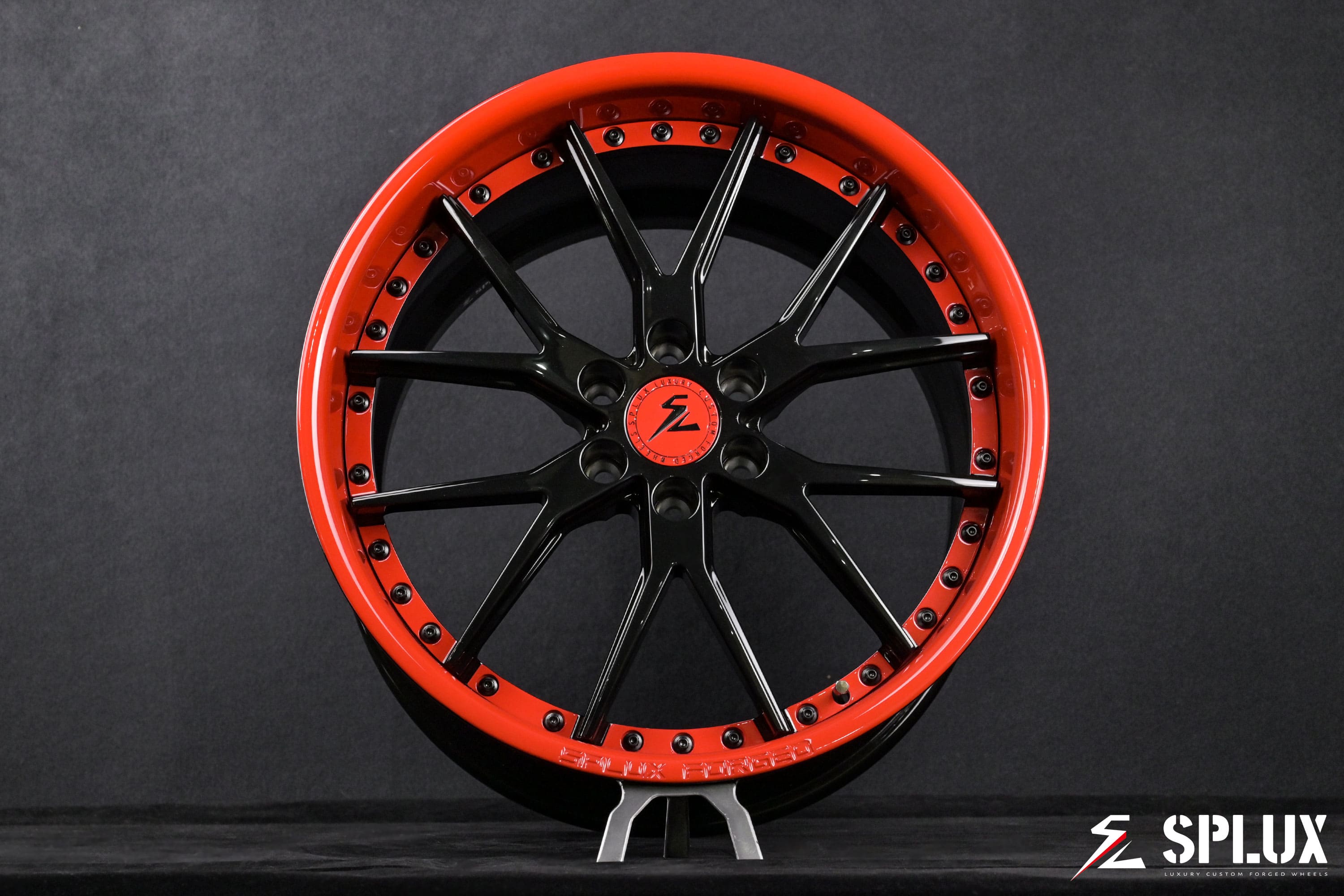 2003 Dodge Viper rims with piano black spokes