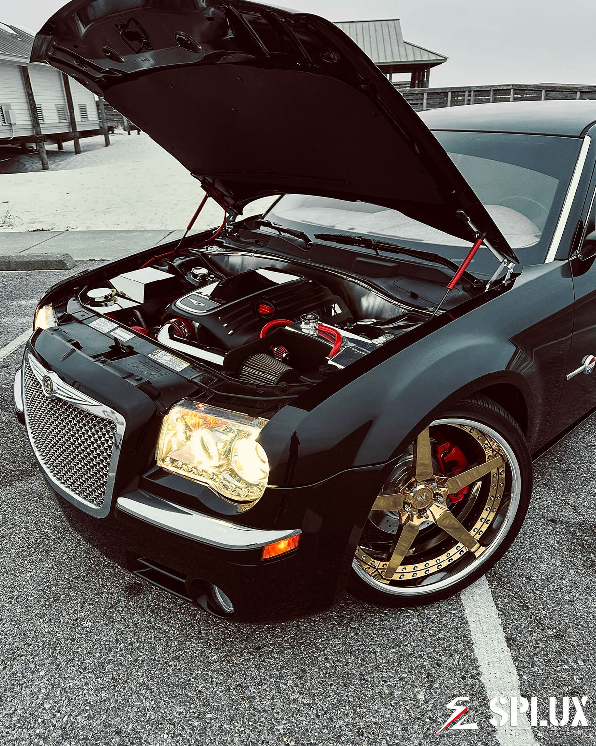 Close-up of the SD-06 forged wheel on the Chrysler 300C showing deep dish and five-spoke design