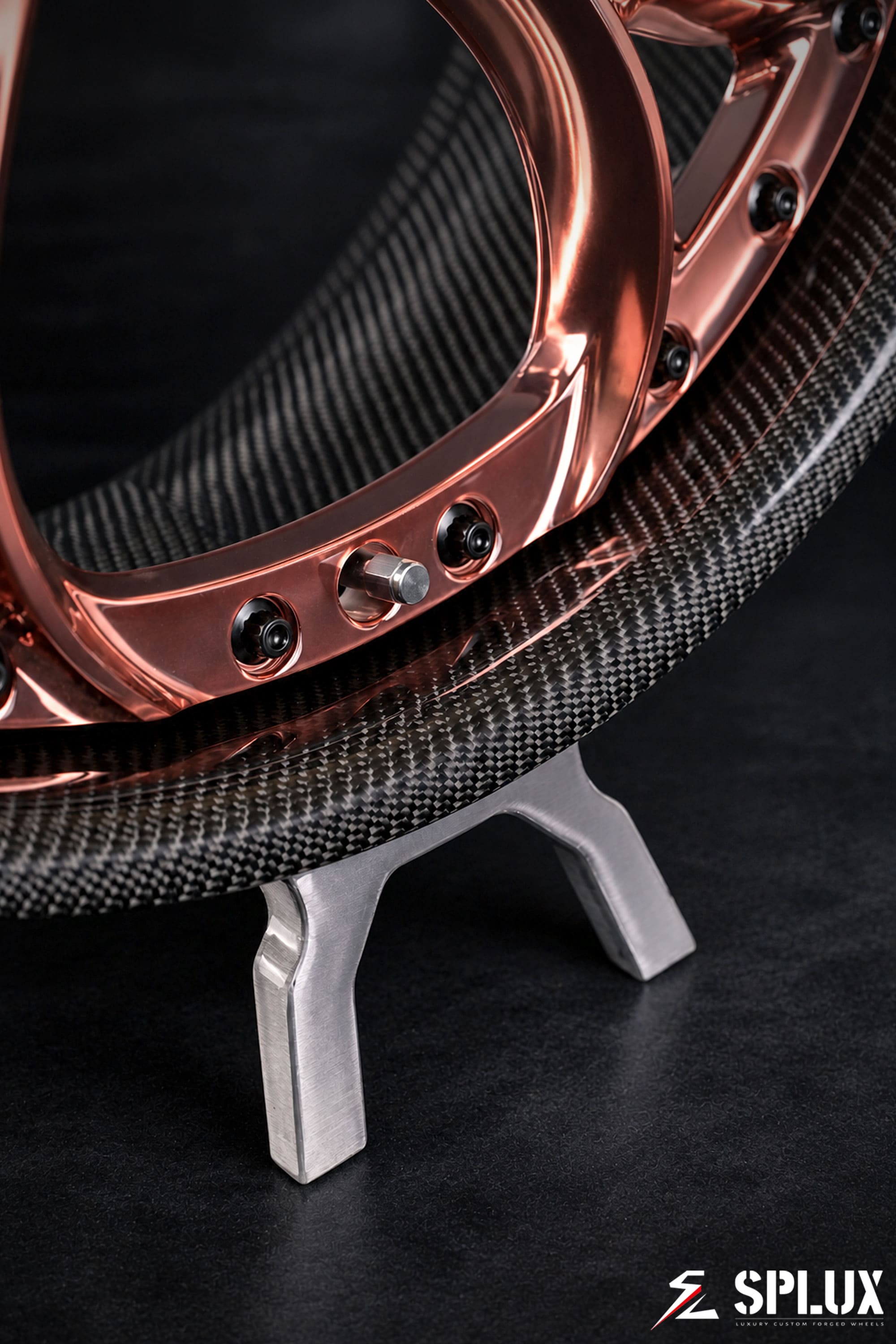 SD-03 rear 19×11 deep dish wheel with carbon fiber lip