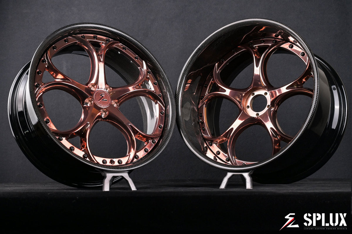 deep dish SD-03 wheel with a piano black barrel