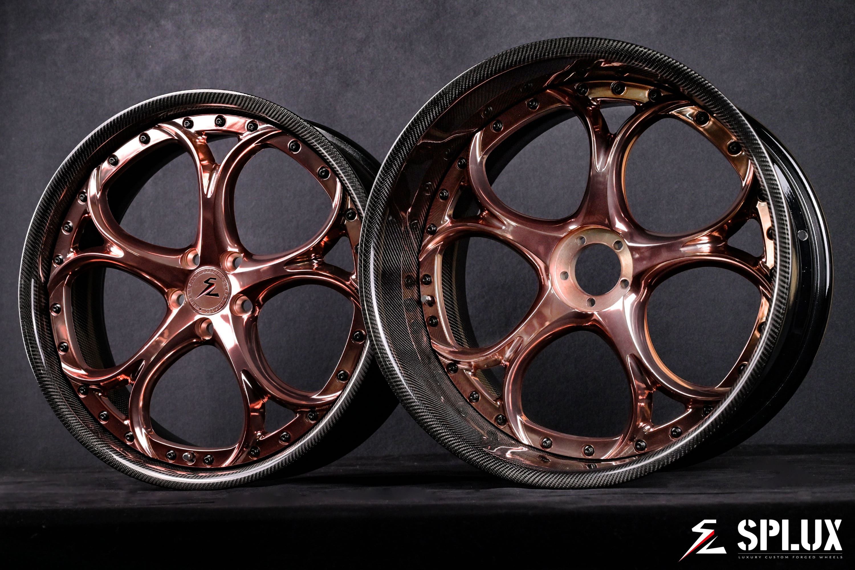 polished light rose gold spoke profile on the SD-03