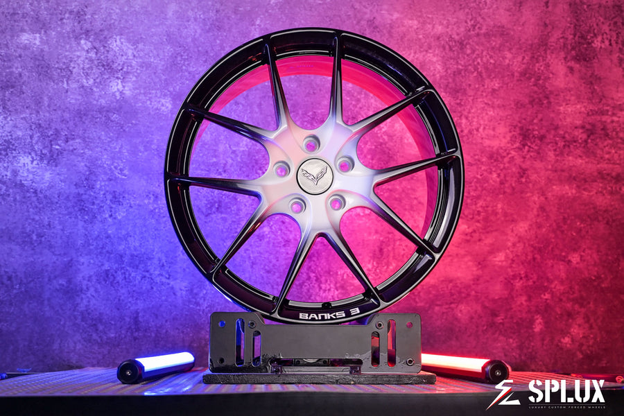 SL-04 forged wheels piano black spoke transition with Arctic White fade detail