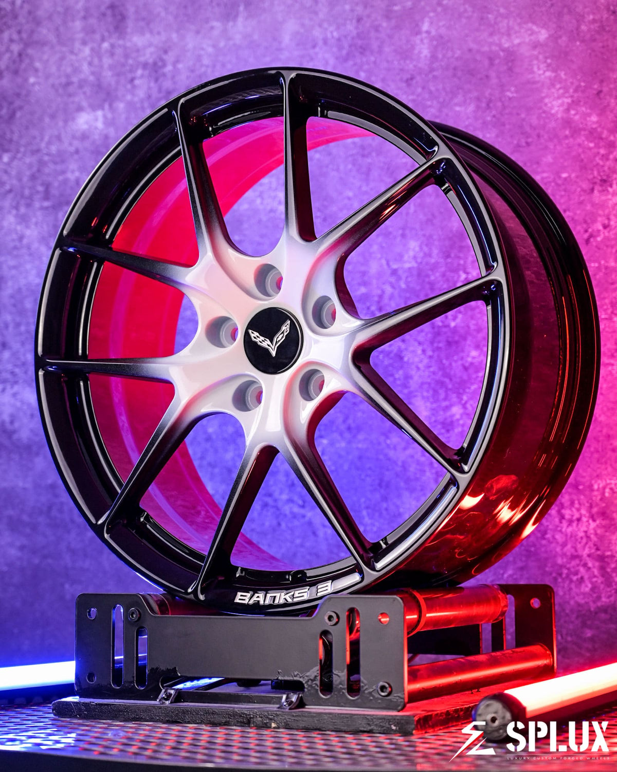 SL-04 forged wheels ultra macro spoke edge machining craftsmanship close-up
