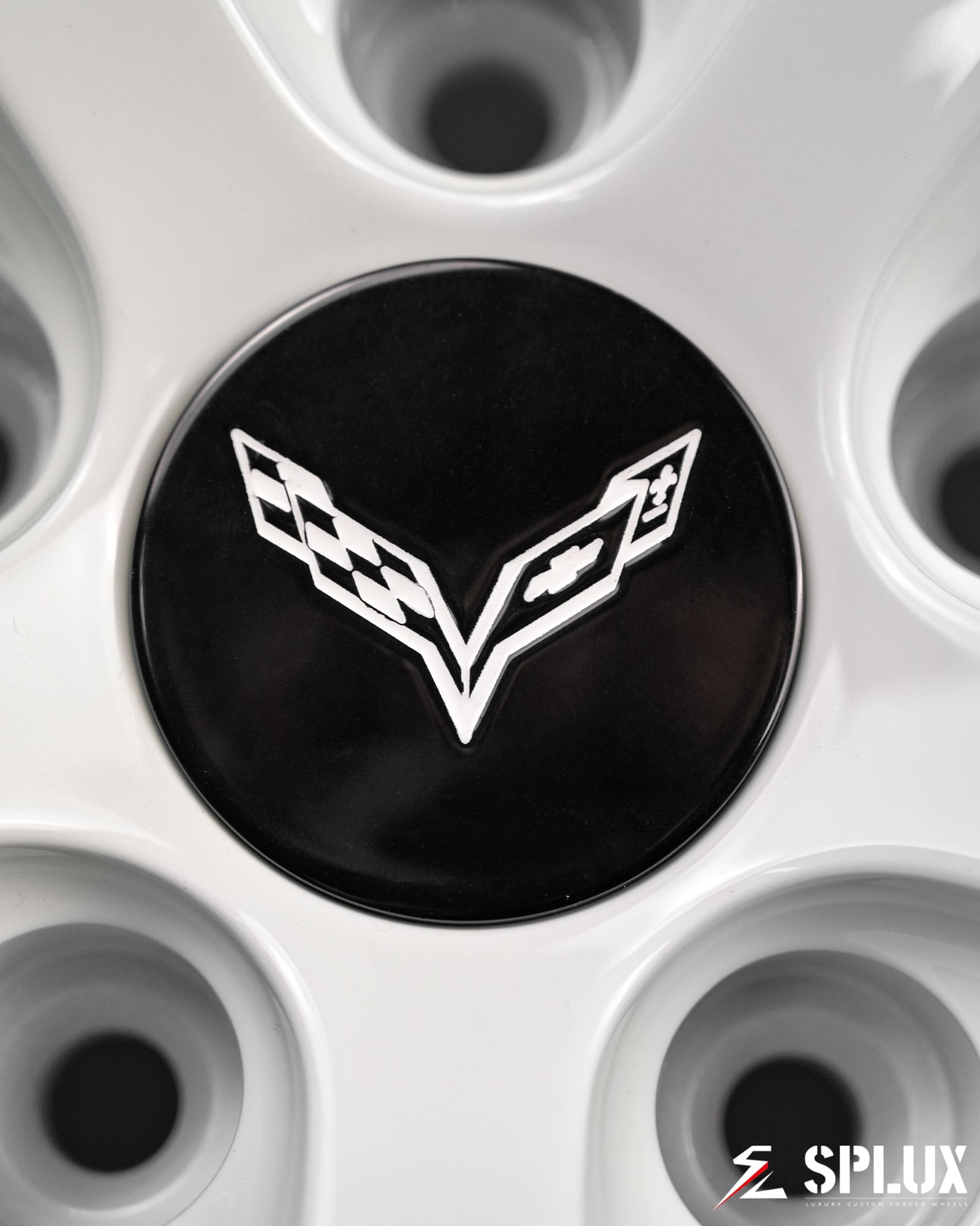 SL-04 forged wheels rear axle detail emphasizing gloss red inner barrel contrast