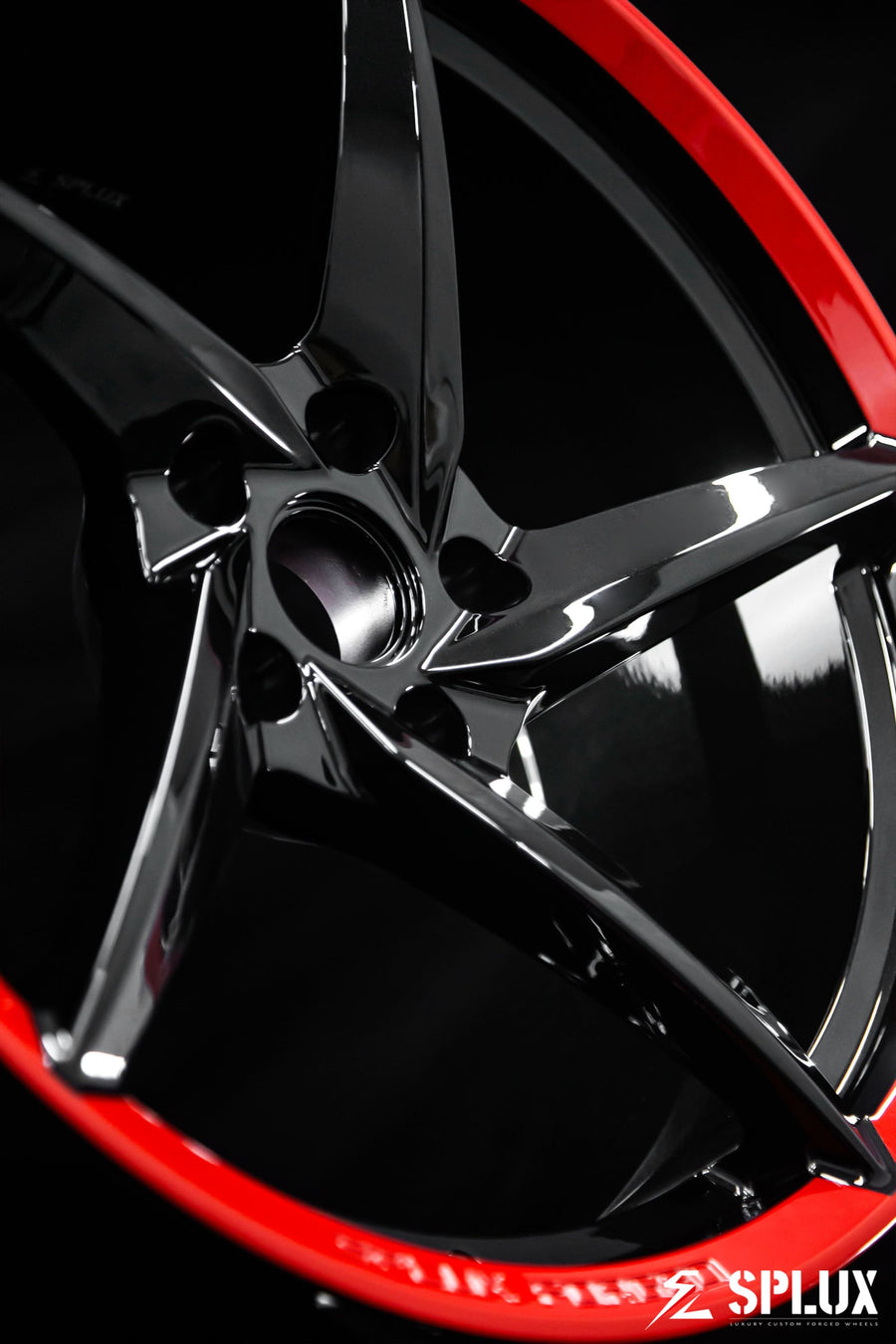 Black diamond finish and gloss red lip on the SC-09M forged wheel