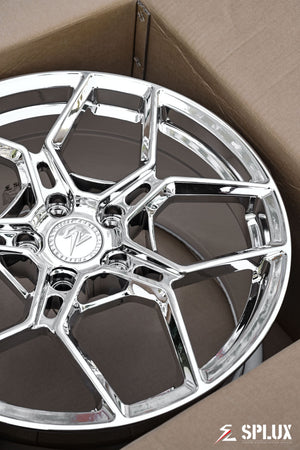 Front 18-inch SC-18M forged wheel in chrome with five split spokes and a deep concave face